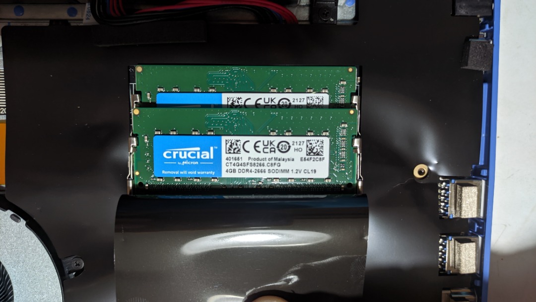Crucial 4GB DDR4 2666 SODIMM CT4G4SFS8266 pair laptop RAM Mobile