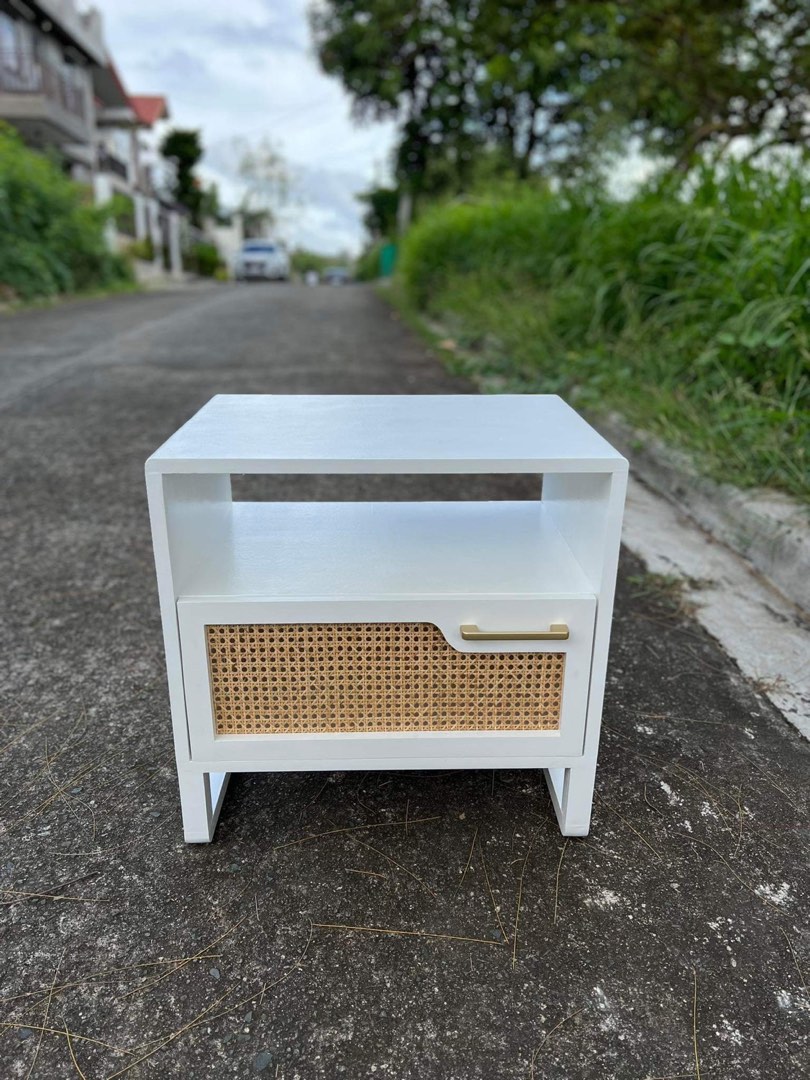 Customised Scandinavian Design Solihiya side table, Furniture & Home