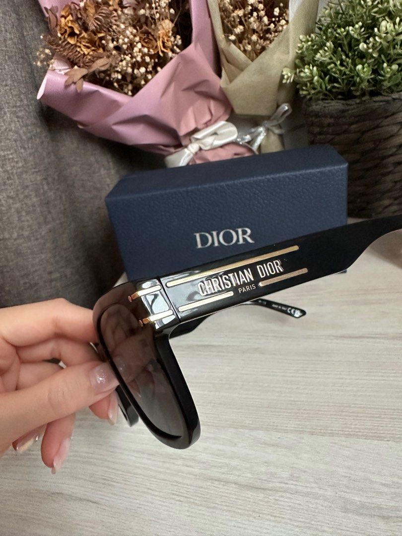 DiorSignature S7F Black Square Sunglasses  DIOR
