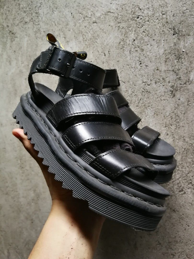 dr martens laura chelsea