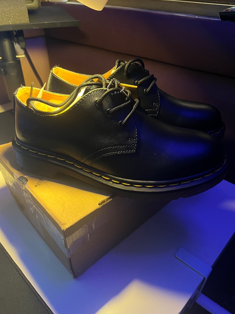 Dr Martens UK9 Black Replica Men s Fashion Footwear Dress