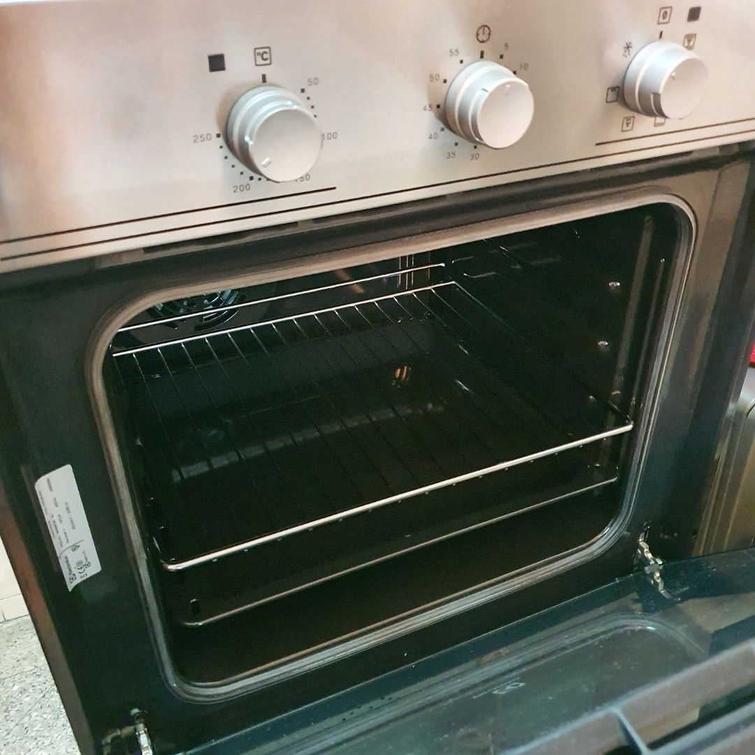 Electrolux BuiltIn Oven 56L EOB2100COX, TV & Home Appliances, Kitchen
