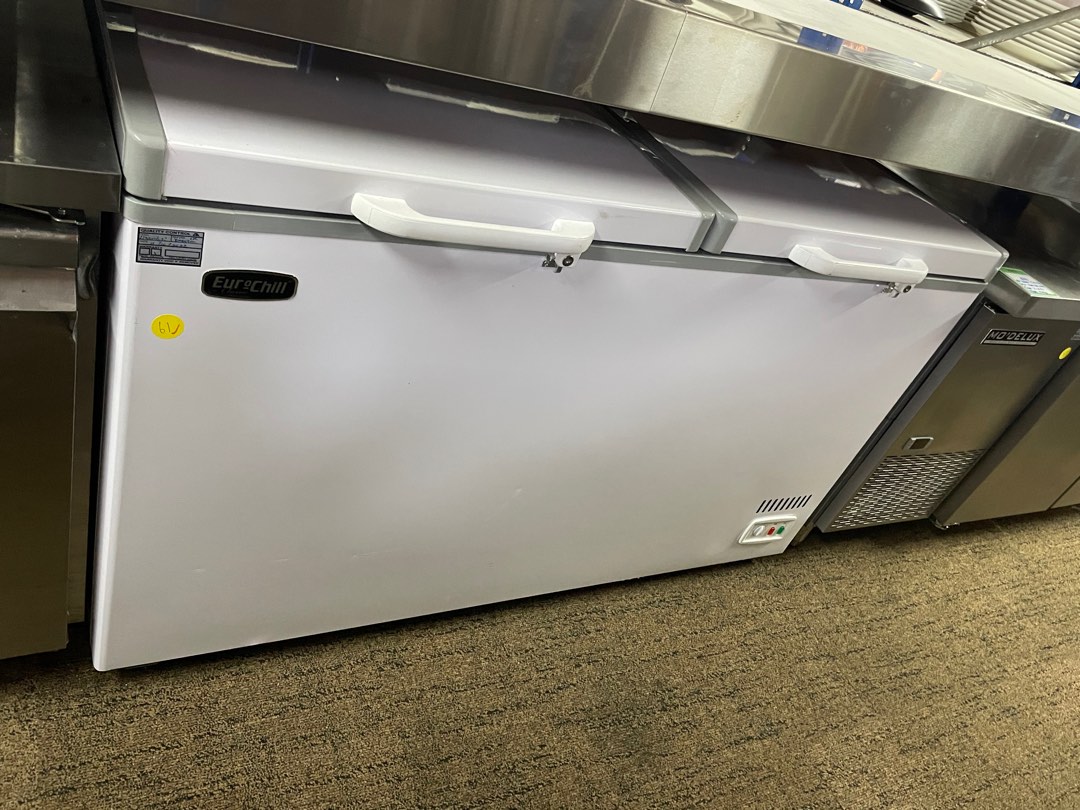 Euro chill Chest freezer / freezer, TV & Home Appliances, Kitchen