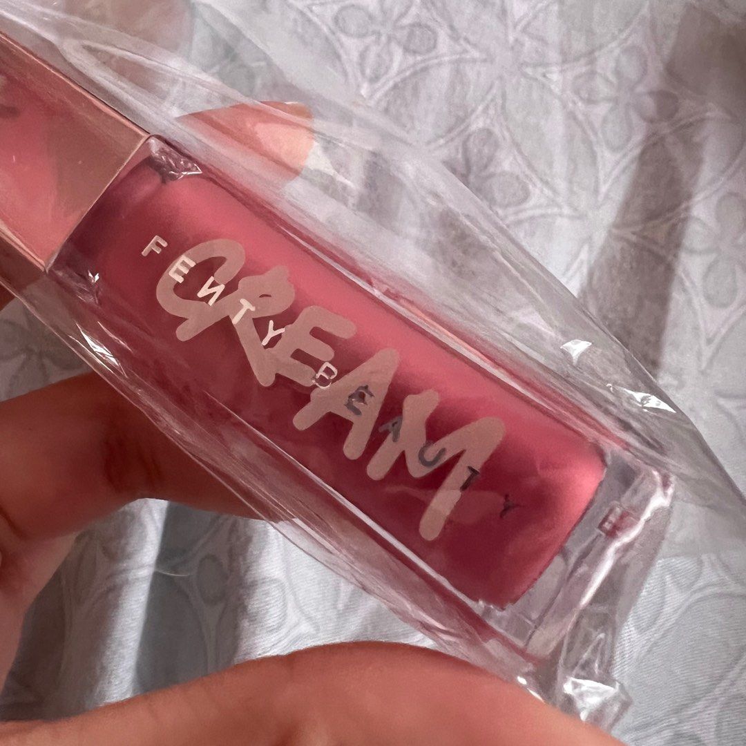 Fenty Gloss Bomb Cream cupcakin, Beauty & Personal Care, Face, Makeup
