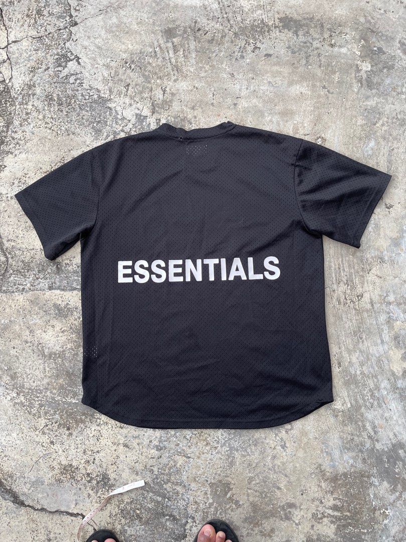 FOG essential, Men's Fashion, Tops & Sets, Tshirts & Polo Shirts on