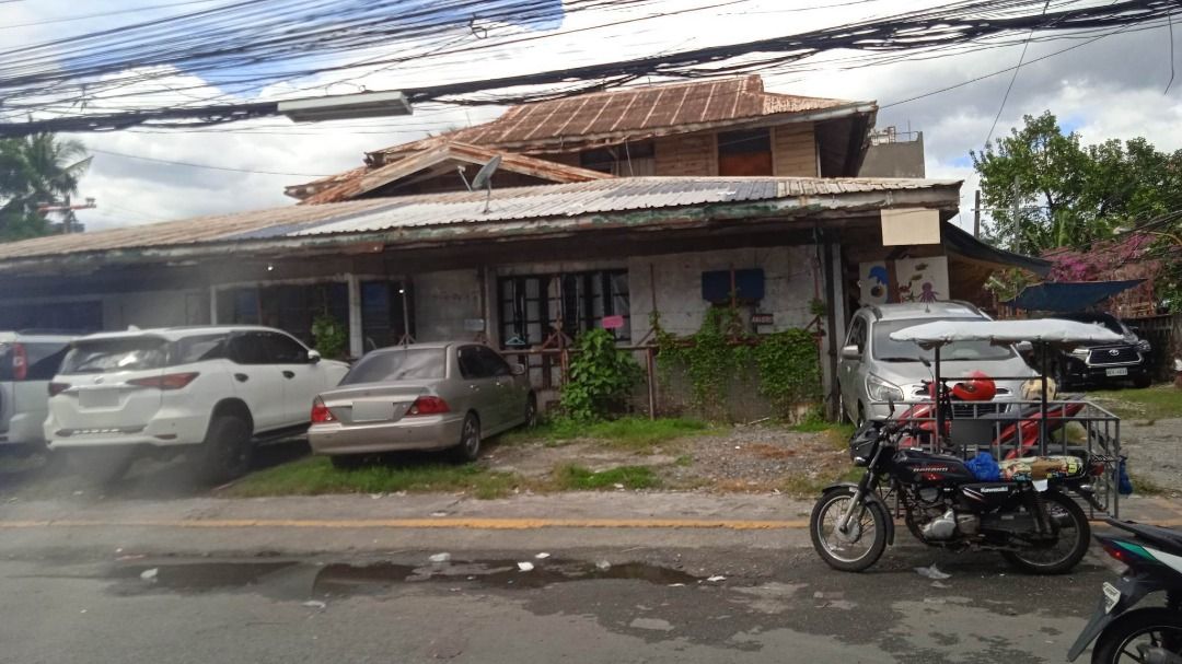FOR SALE! 1,229.5 sqm Commercial Double Corner Lot in San Andres Bukid