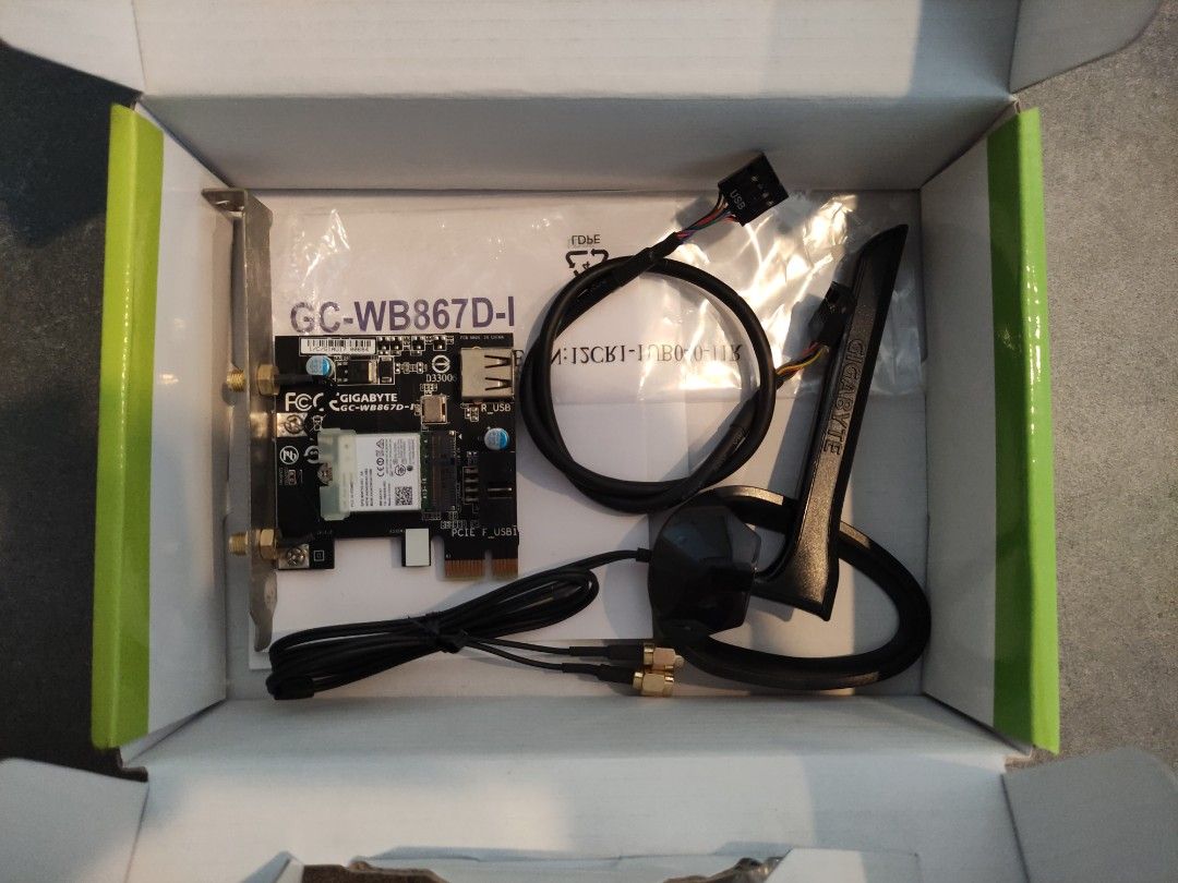 Gigabyte GCWB867DI 802.11ac Dual Band WiFi PCIe Card with Bluetooth 4