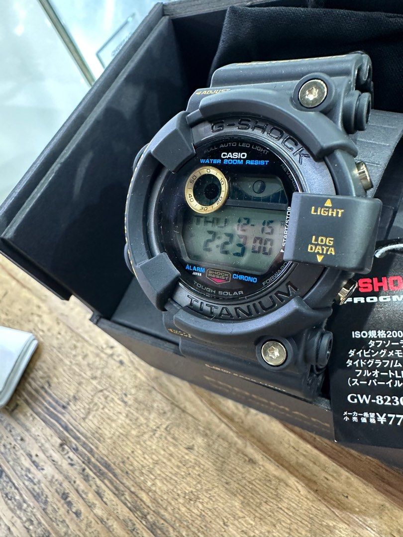 日本版G-SHOCK FROGMAN 30周年版GW-8230B-9AJR, 名牌, 手錶- Carousell