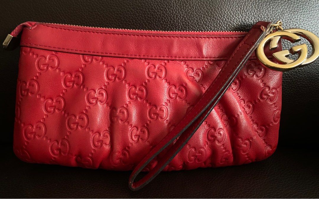 GUCCI Guccissima Leather Charm Wristlet Clutch