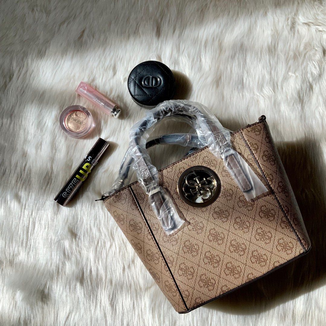 Open road outlet tote guess