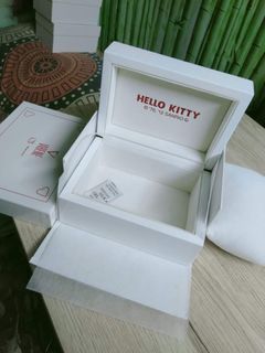 Hello kitty sanrio watch box or jewelry box