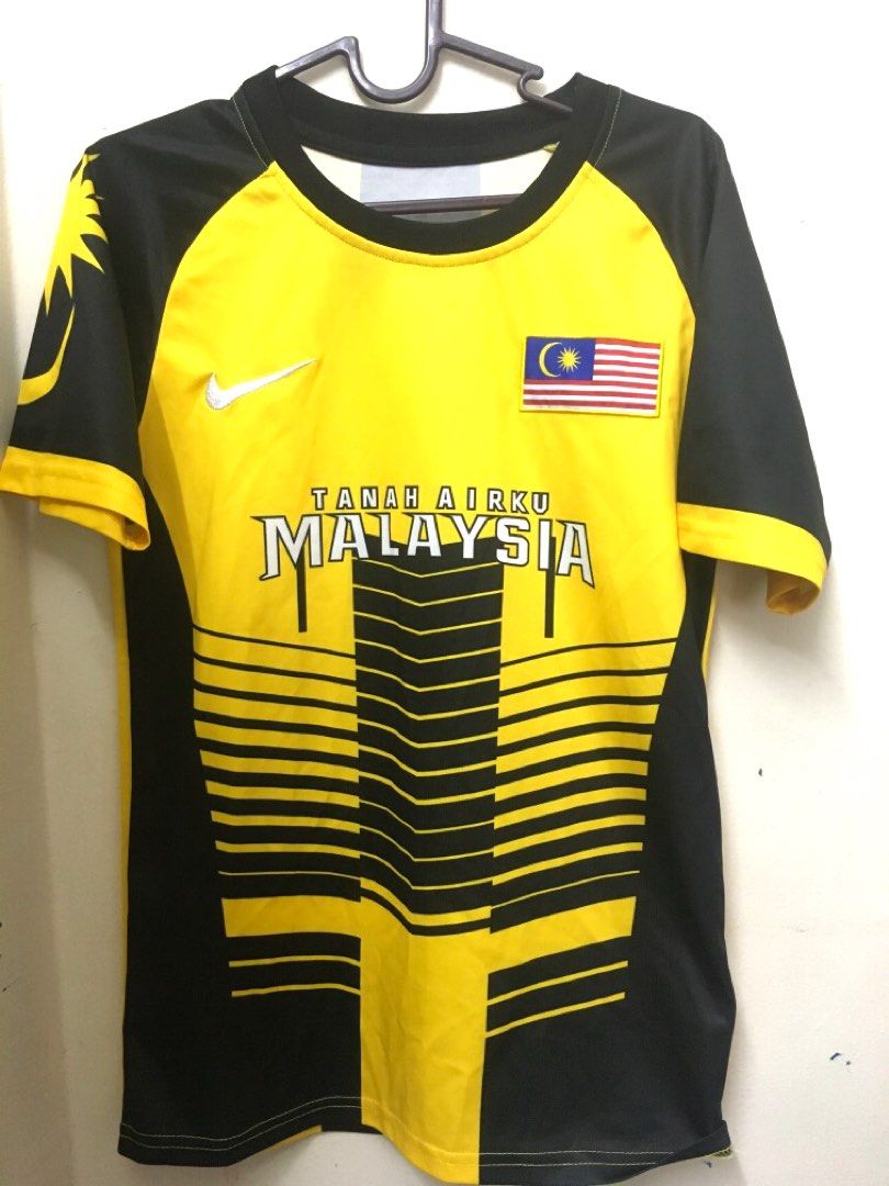 Jersey Malaysia Home Football Dri Fit, Men's Fashion, Tops & Sets