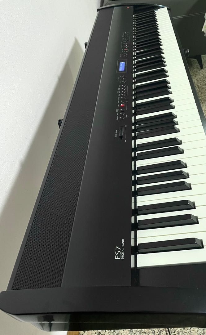 Kawai digital piano ES7 similar to ES8
