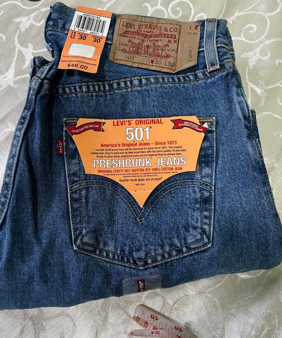 Levis 501, Men's Fashion, Bottoms, Jeans on Carousell