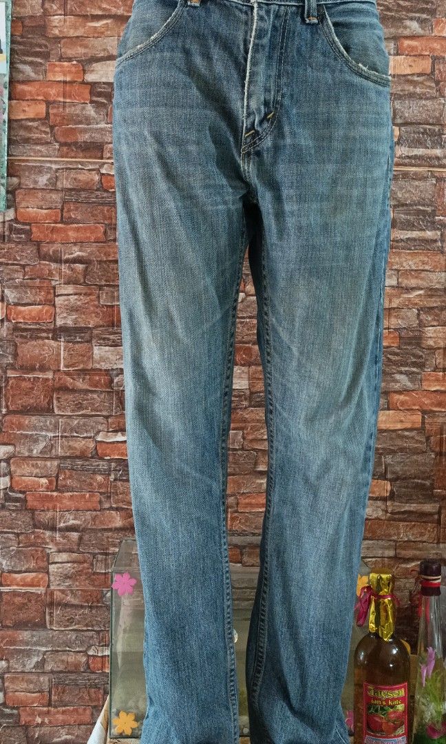 LEVIS 605 ORIGINAL MENS JEANS PRELOVED, Men's Fashion, Bottoms, Jeans on  Carousell