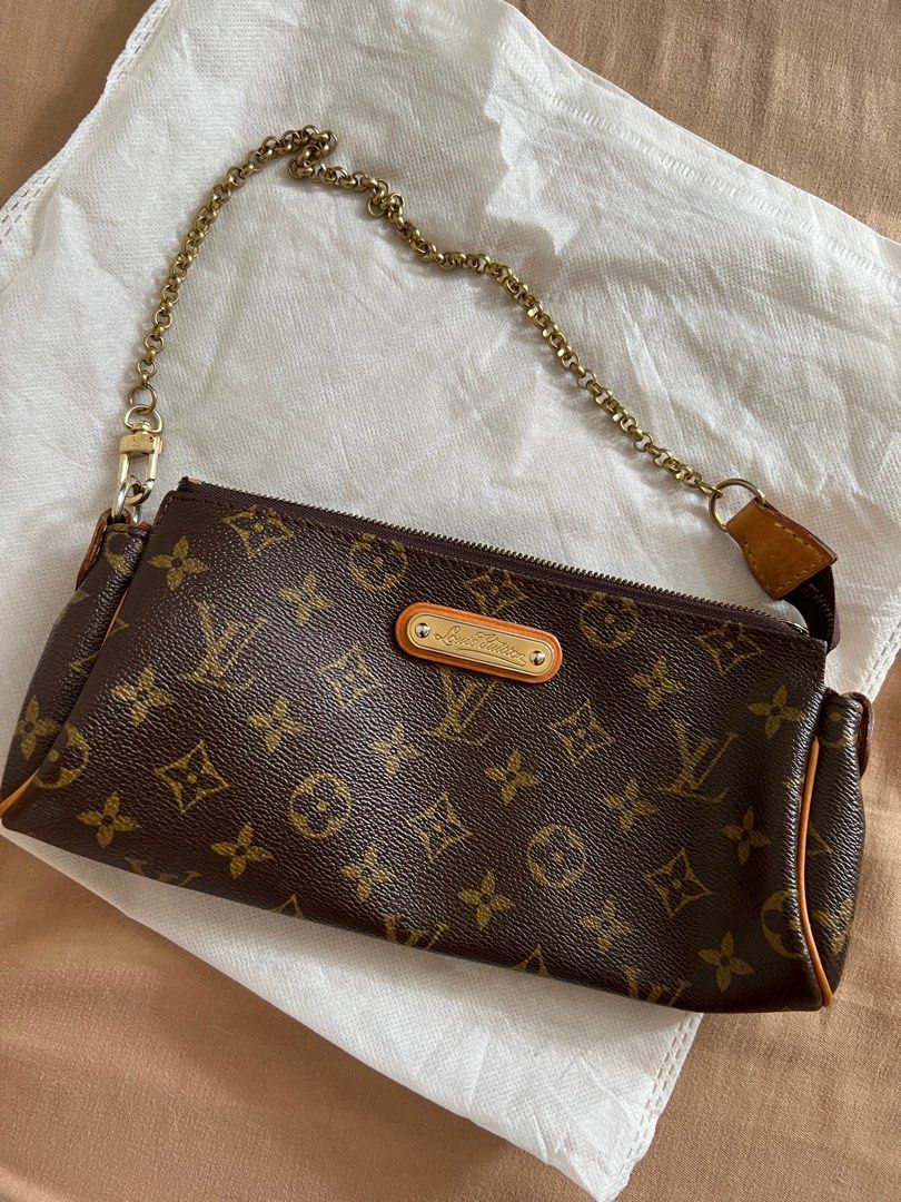 Eva cloth handbag Louis Vuitton Brown in Cloth - 25250823