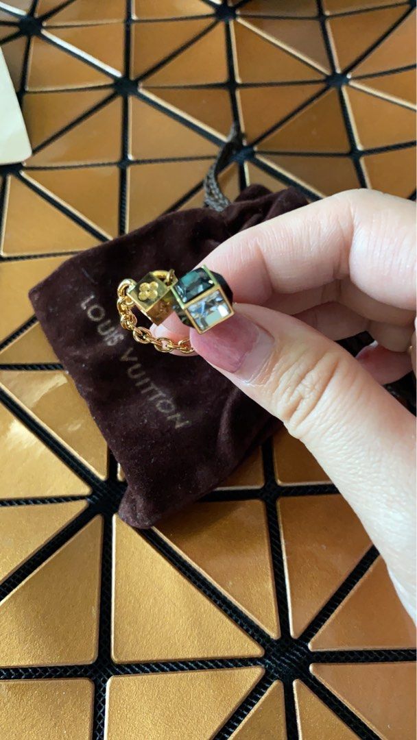 Louis Vuitton Gamble Ring NM Grey S, Luxury, Accessories on Carousell