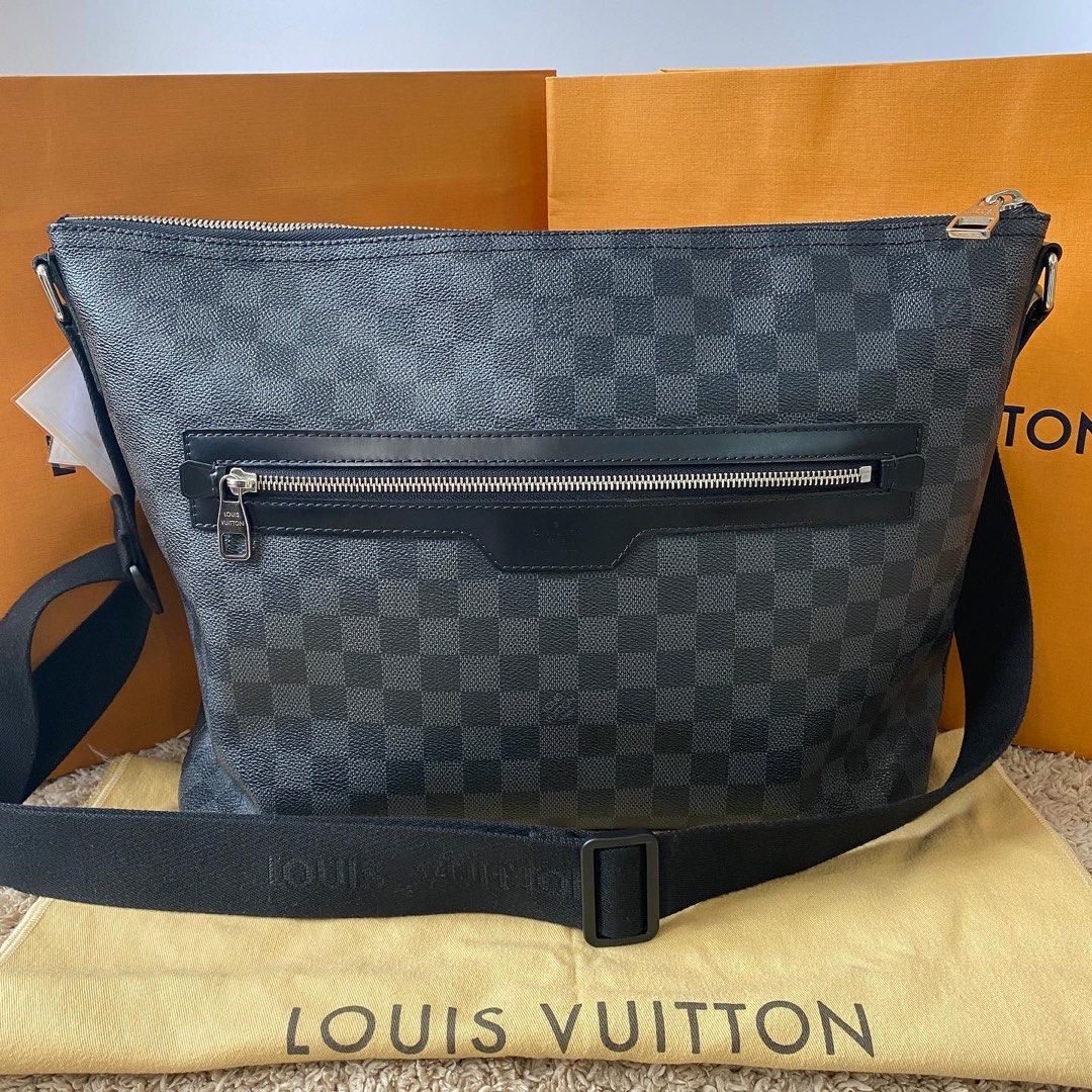 Mas mura dito! Louis Vuitton Bag Unboxing In Solaire Hotel and Casino,  Entertainment City, Paranaque 