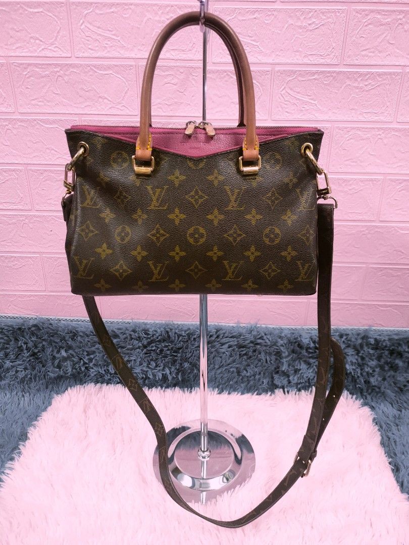 Authentic LV Pallas PM