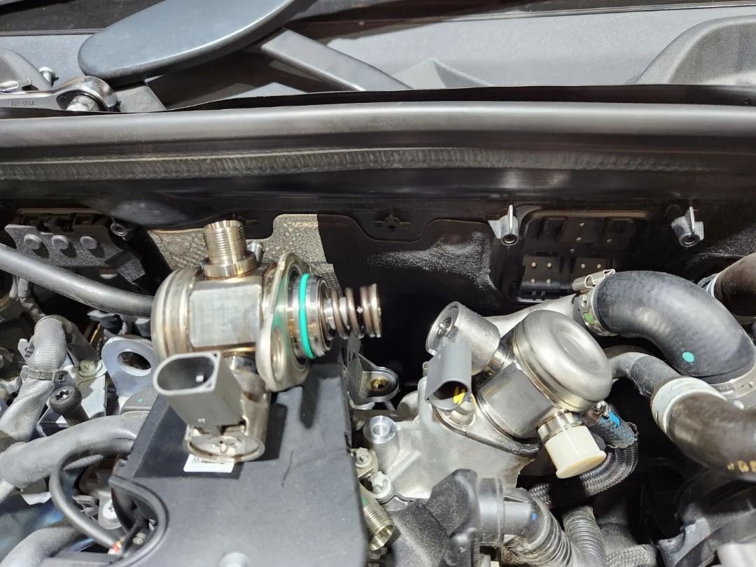 Mercedes Benz W213 E200 274 Engine Replace High Fuel Pressure Pump, Car ...