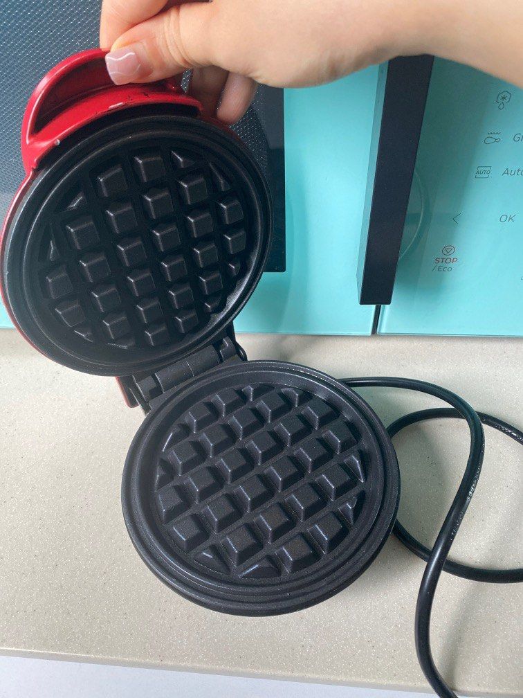 miniature waffle iron