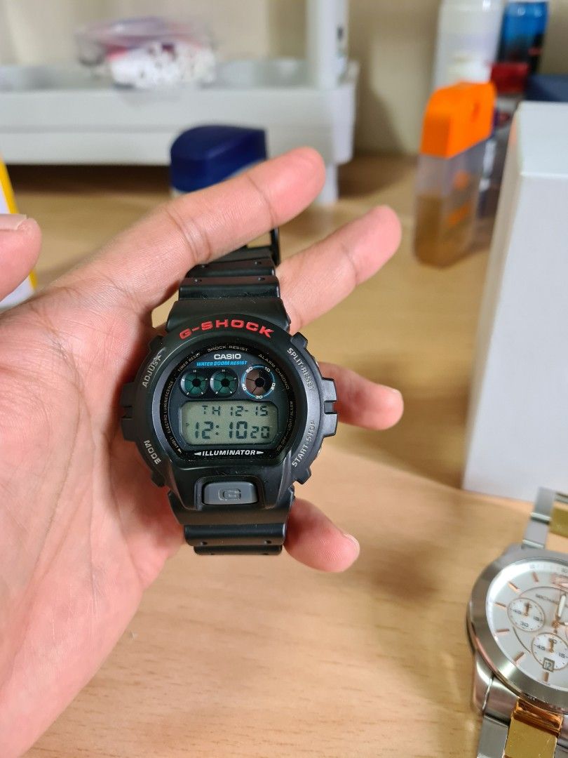 G shock or michael kors 2025