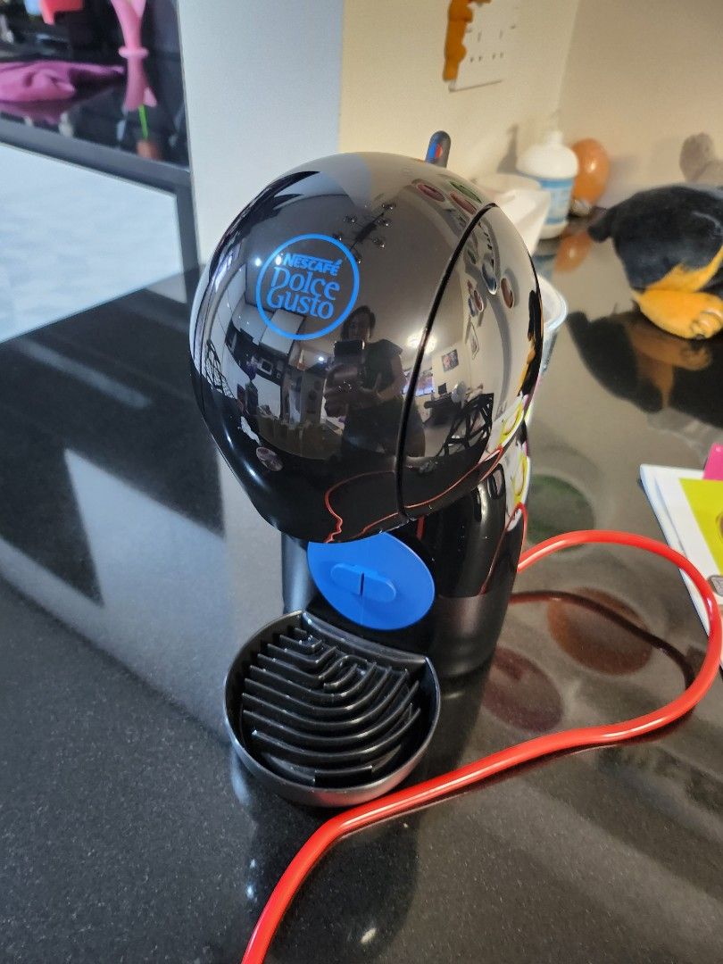 Nescafe manual coffee machine, TV & Home Appliances, Kitchen Appliances