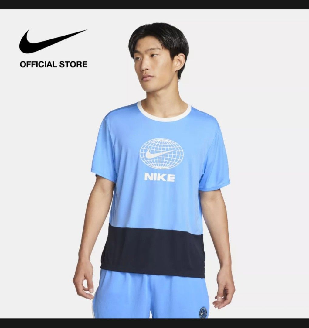 NEW Authentic Nike light blue black white tee shirt tshirt top