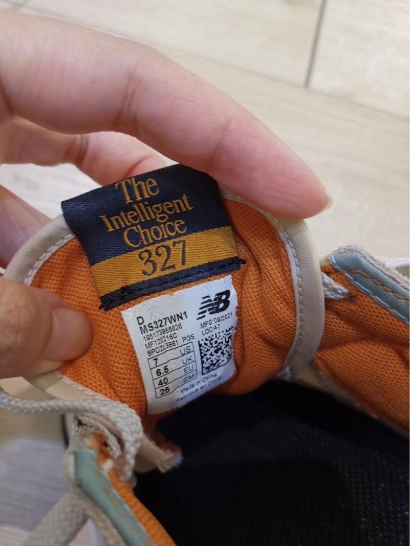 New Balance 327 Moonbeam with Madras Orange, Women's Fashion, Footwear,  Sneakers on Carousell