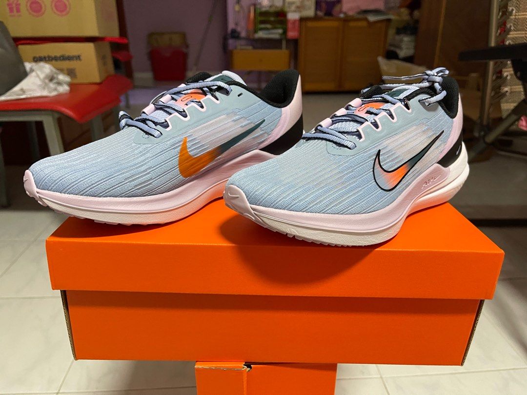 Nike Air Winflo 9, Women's Fashion, Footwear, Sneakers on Carousell
