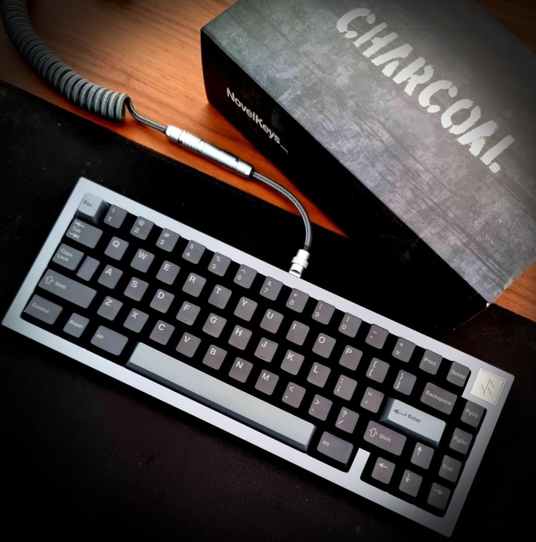 NovelKeys (NK) Cherry Charcoal, Computers & Tech, Parts & Accessories