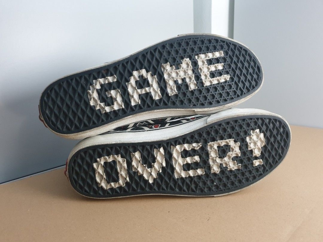 Vans game shop over original