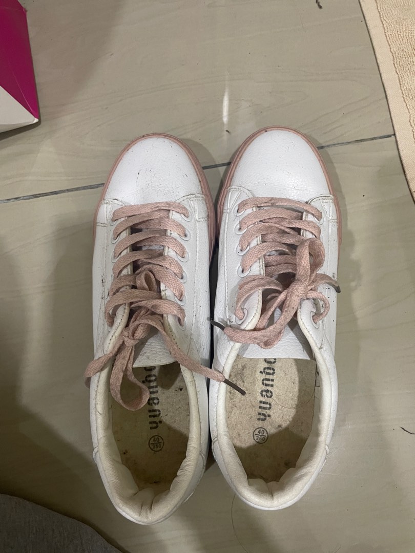 mens peach sneakers