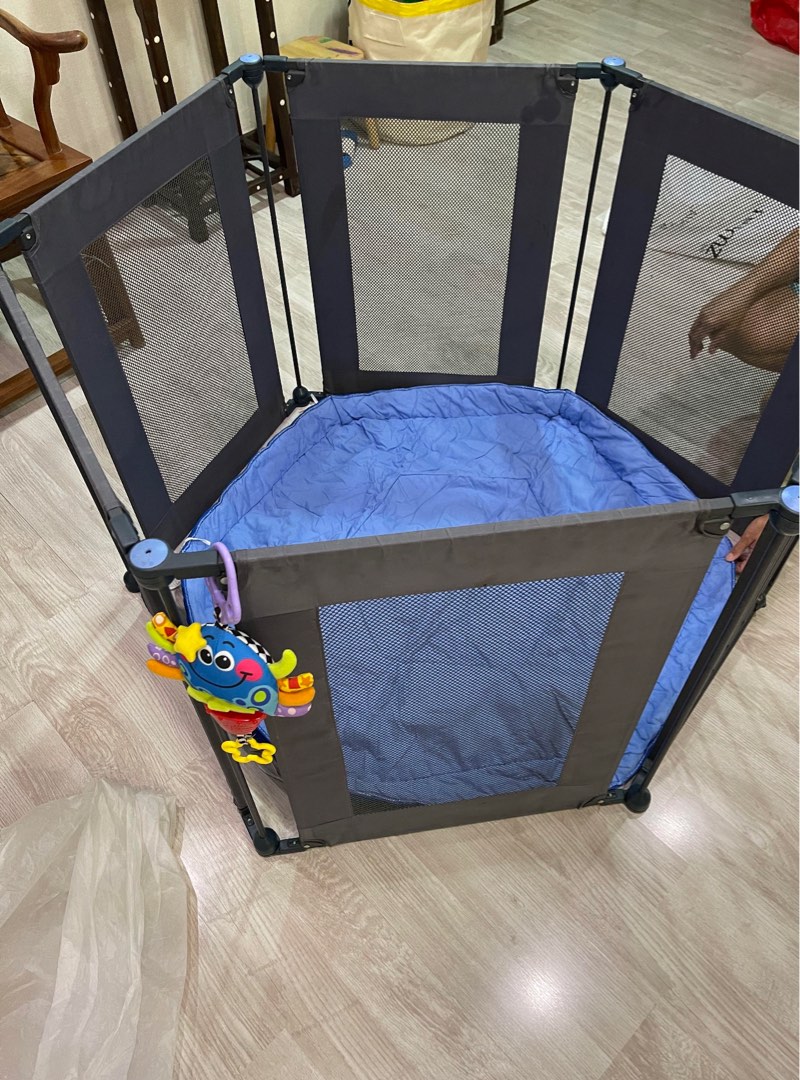 Lindam safe and shop secure fabric playpen