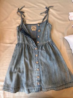 (Category: ) located in . Submitted by melbee (Listing ID 1203125335, Image 1). Description: .