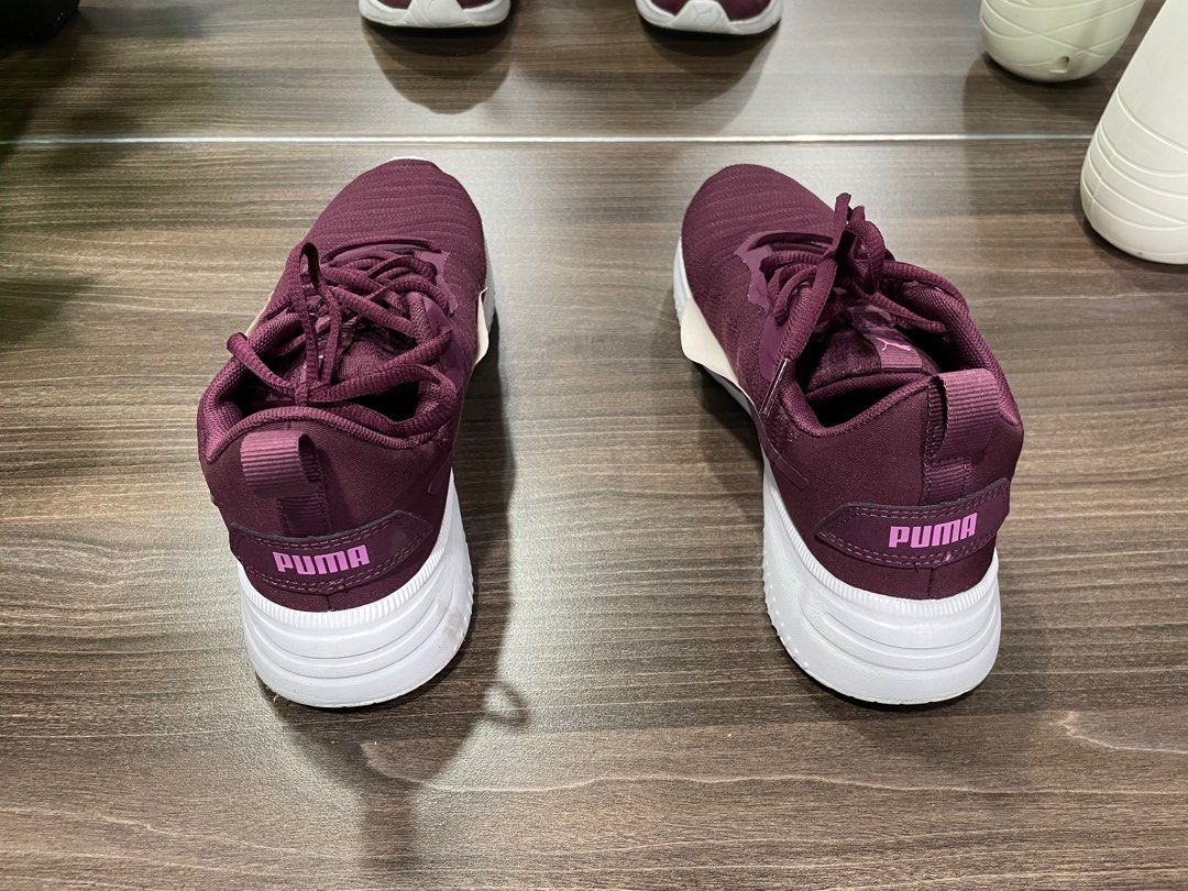 Puma burgundy sports shoe