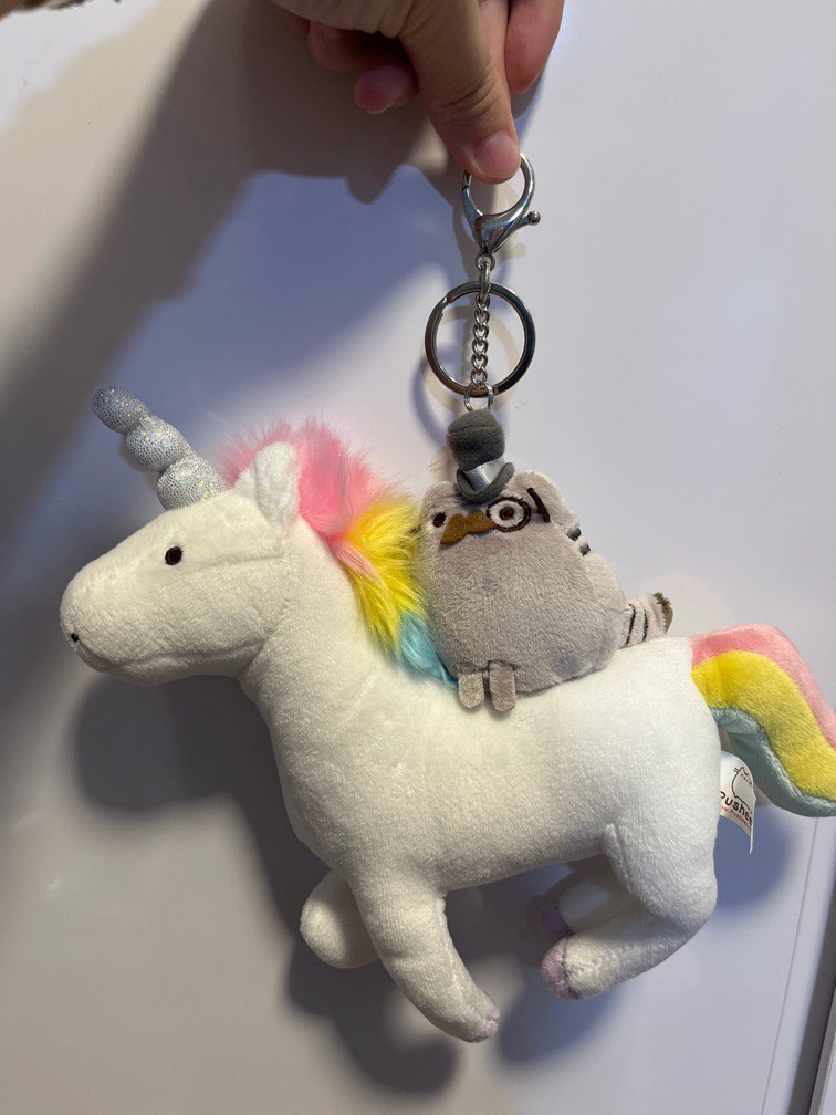 Pusheen discount unicorn keychain