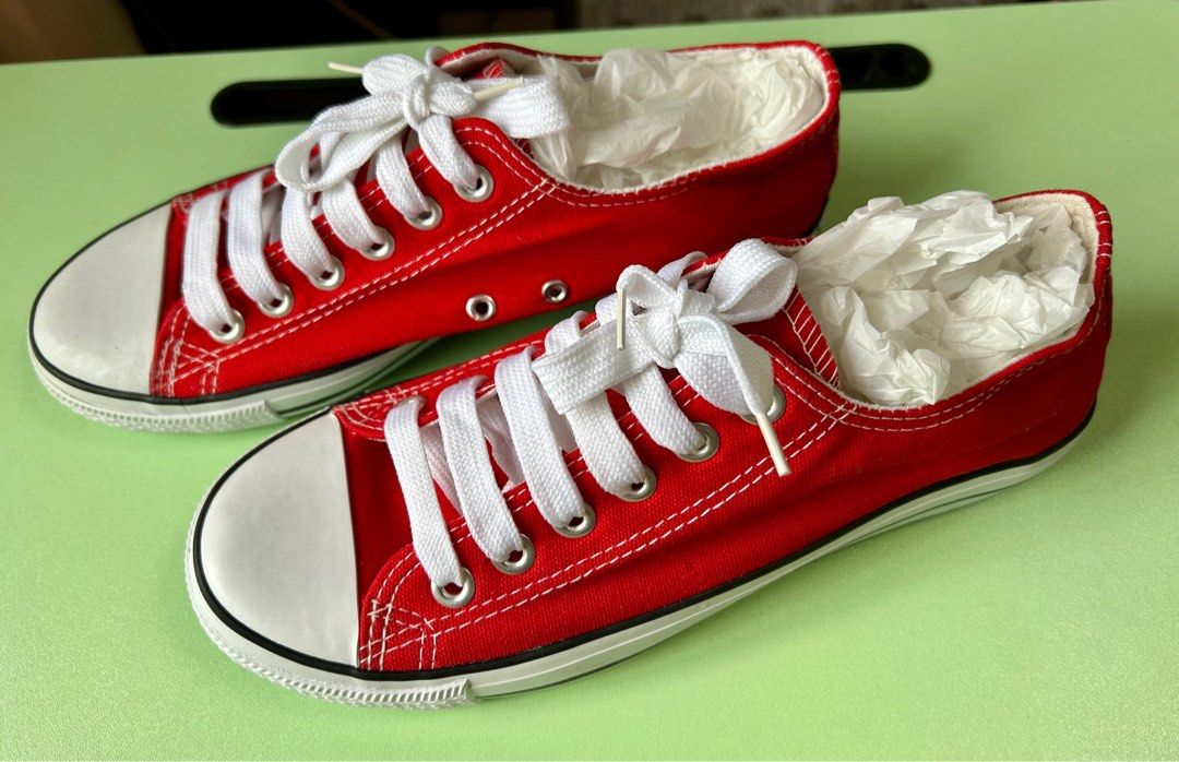 Red walking clearance shoes