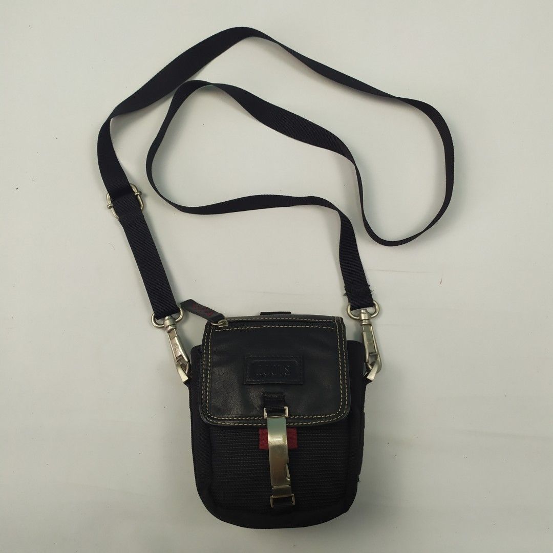 Roots small sling bag, Men's Fashion, Bags, Sling Bags on Carousell