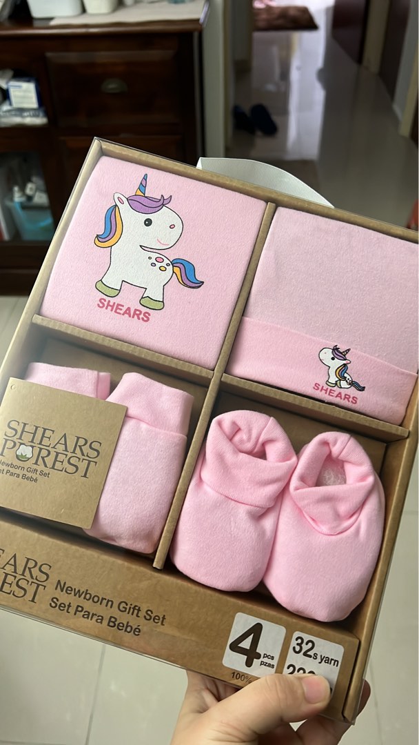 Shears Baby Gift Set, Babies & Kids, Babies & Kids Fashion on Carousell
