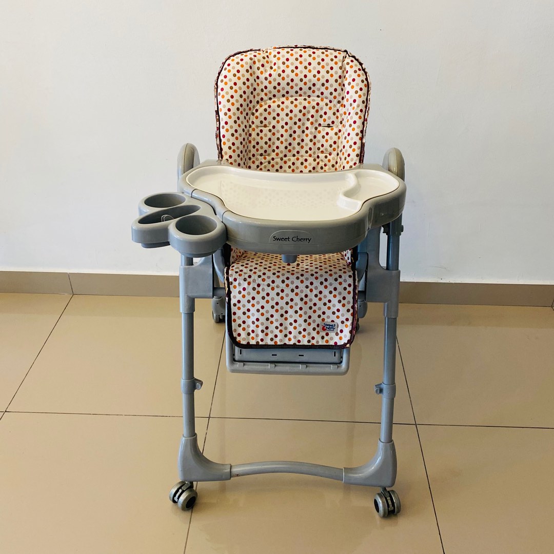 Sweet Cherry High dining baby chair easy to fold, Babies & Kids, Nursing & Feeding, Baby High