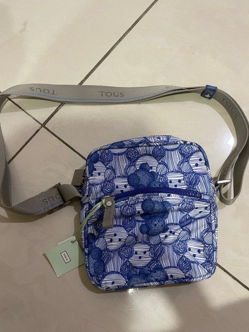 Tous sling bag