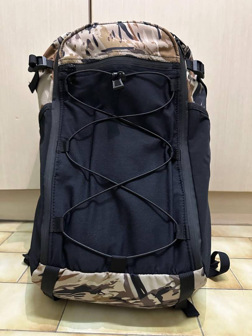 {BNWT} ULA DRAGONFLY BACKPACK FOR EDC HIKING TRAVEL, Men's Fashion