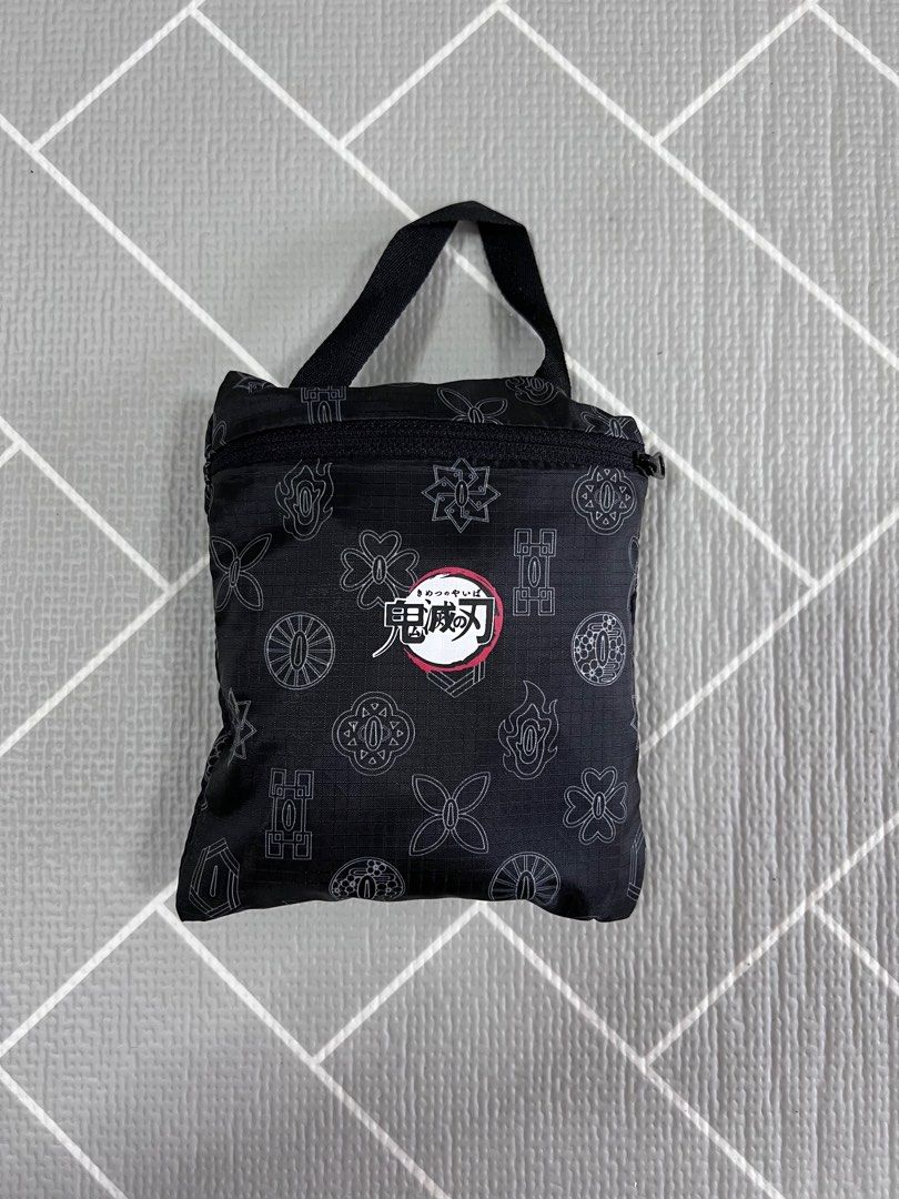 Demon slayer bag uniqlo outlet