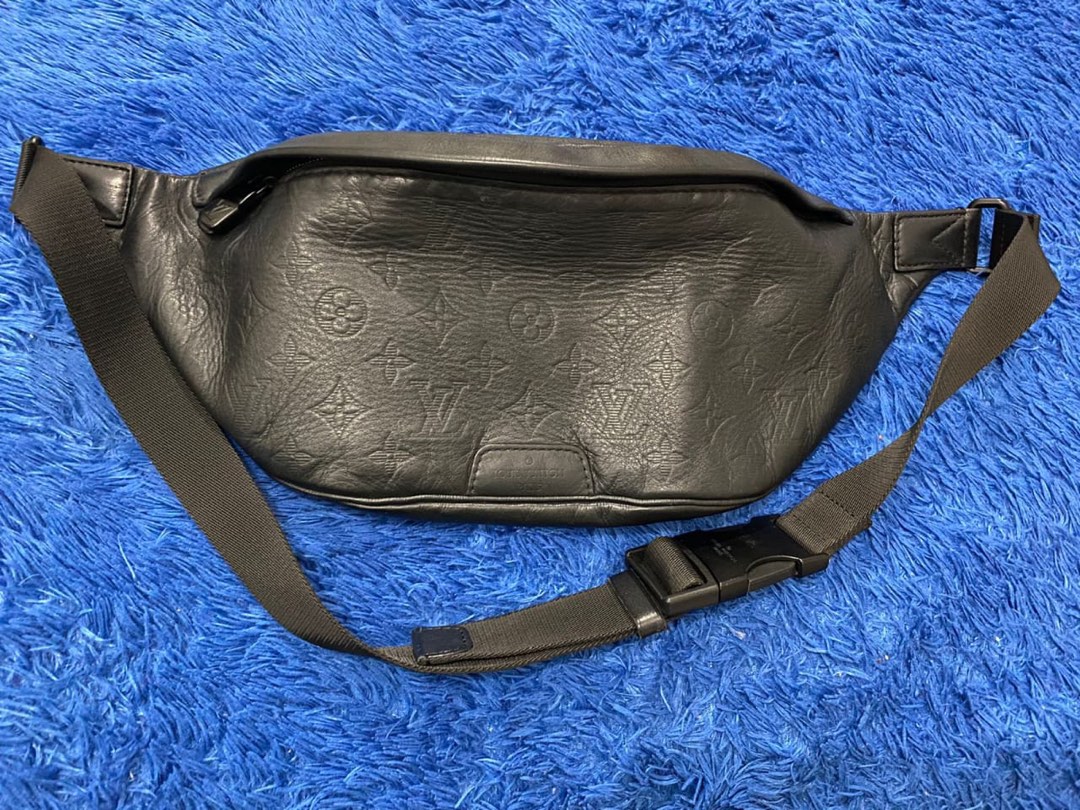 Jual LV Discovery Bumbag Damier Graphite - Kota Surabaya