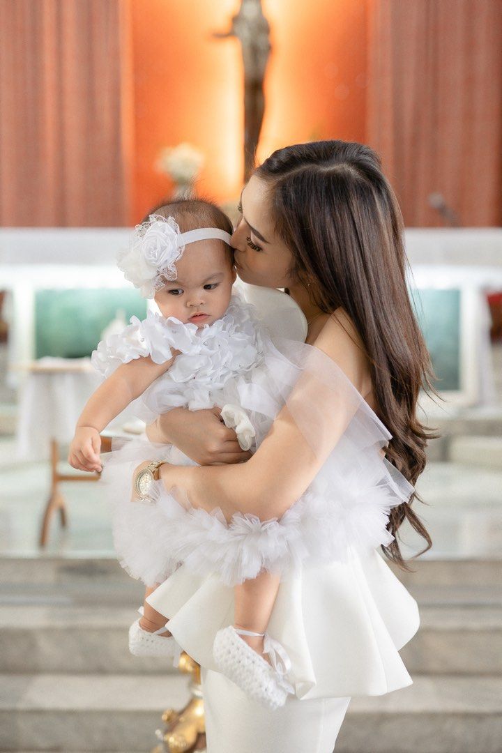 Baby white gown hot sale