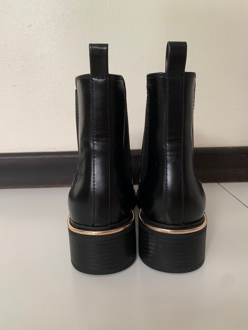 Zara boots, Women's Fashion, Footwear, Boots on Carousell