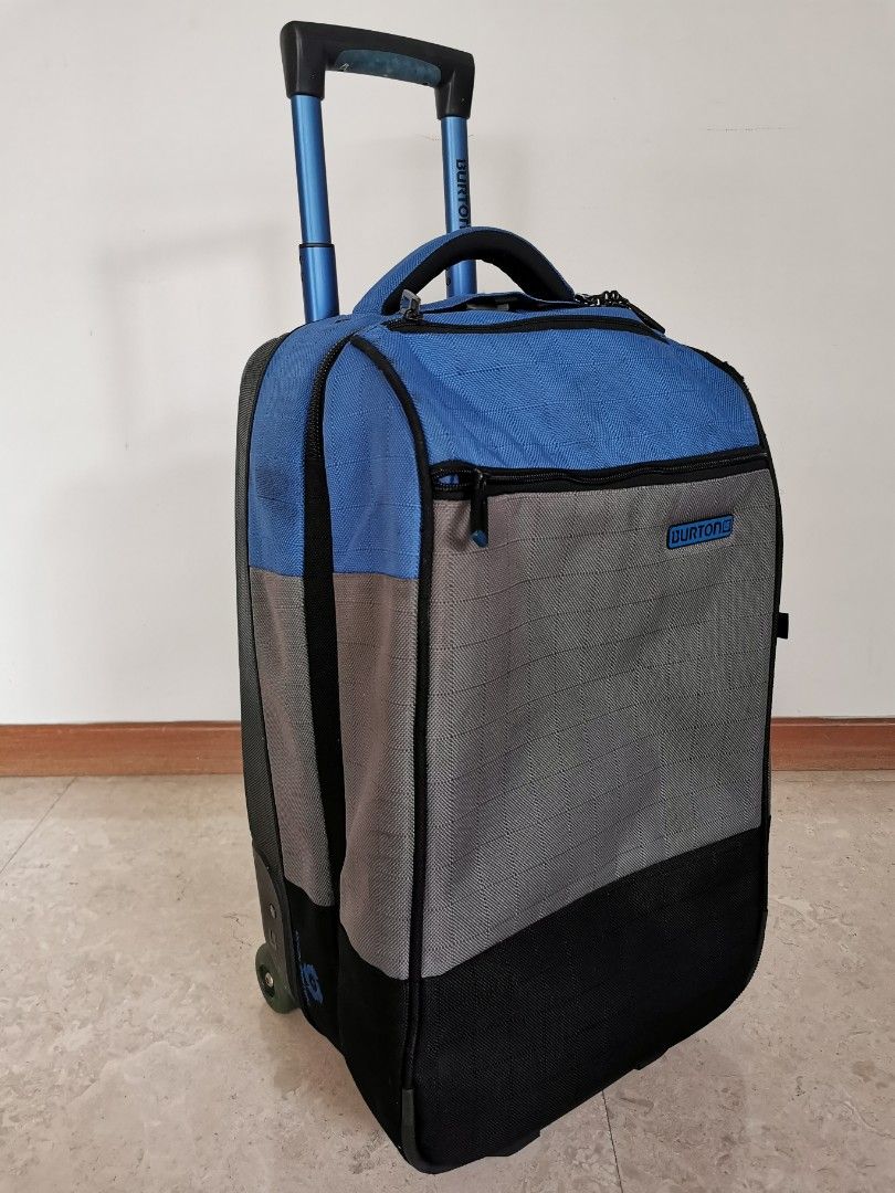 burton wheelie flight deck 38l travel bag