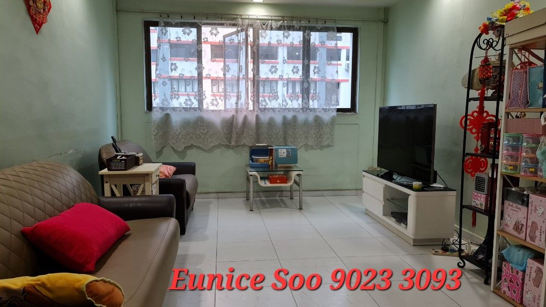 EM 788D Woodlands Crescent, Property, For Sale, HDB on Carousell