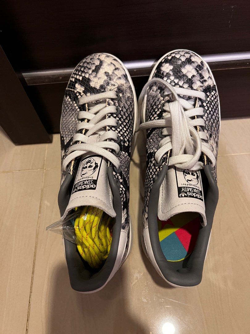 Adidas stan 2025 smith snake